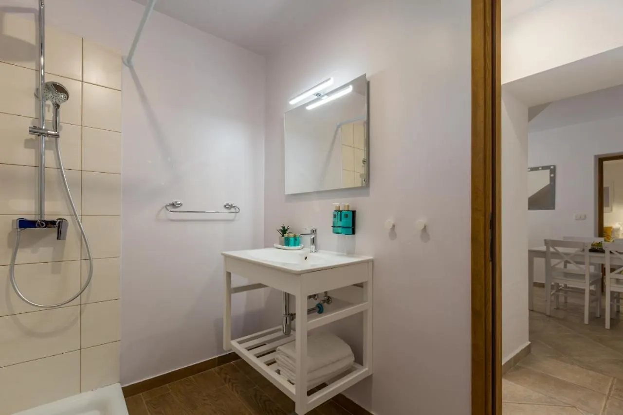 Apartments Agata Novigrad Istria