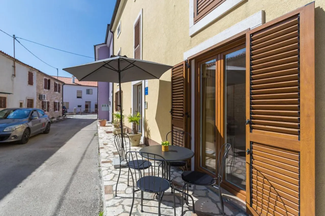 Apartments Agata Novigrad Istria 0*,
