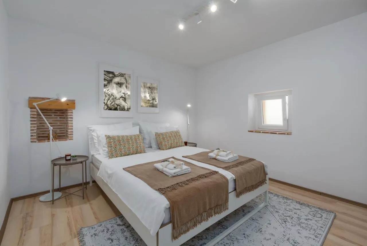 Apartments Agata Novigrad Istria