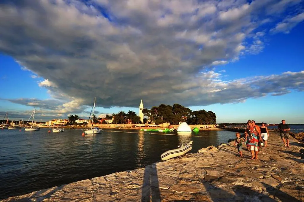 Apartments Agata Novigrad Istria 克罗地亚